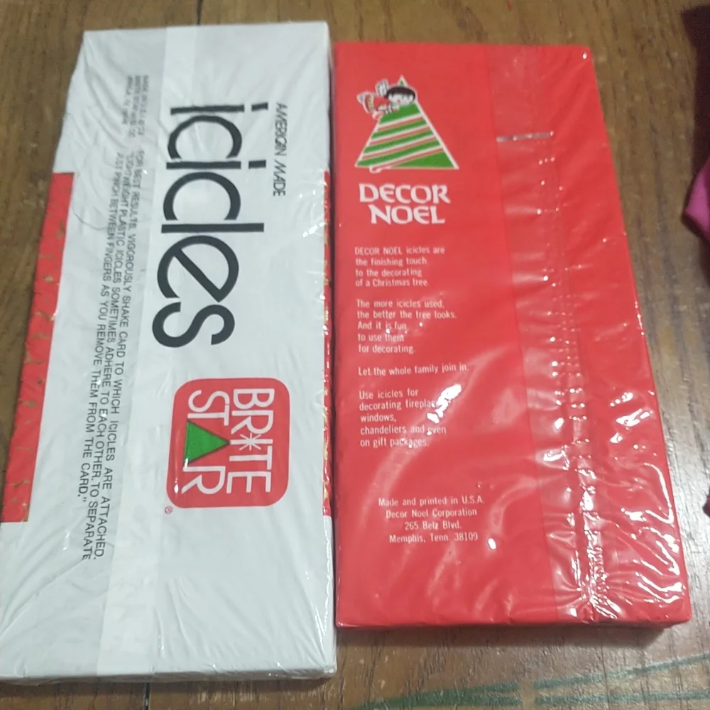 NEW Old Tinsel Icicles 2 Boxes of 1000 Strands of 18